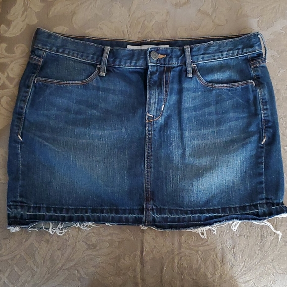 Old Navy Dresses & Skirts - EUC! Vintage Old Navy Mini Skirt💙